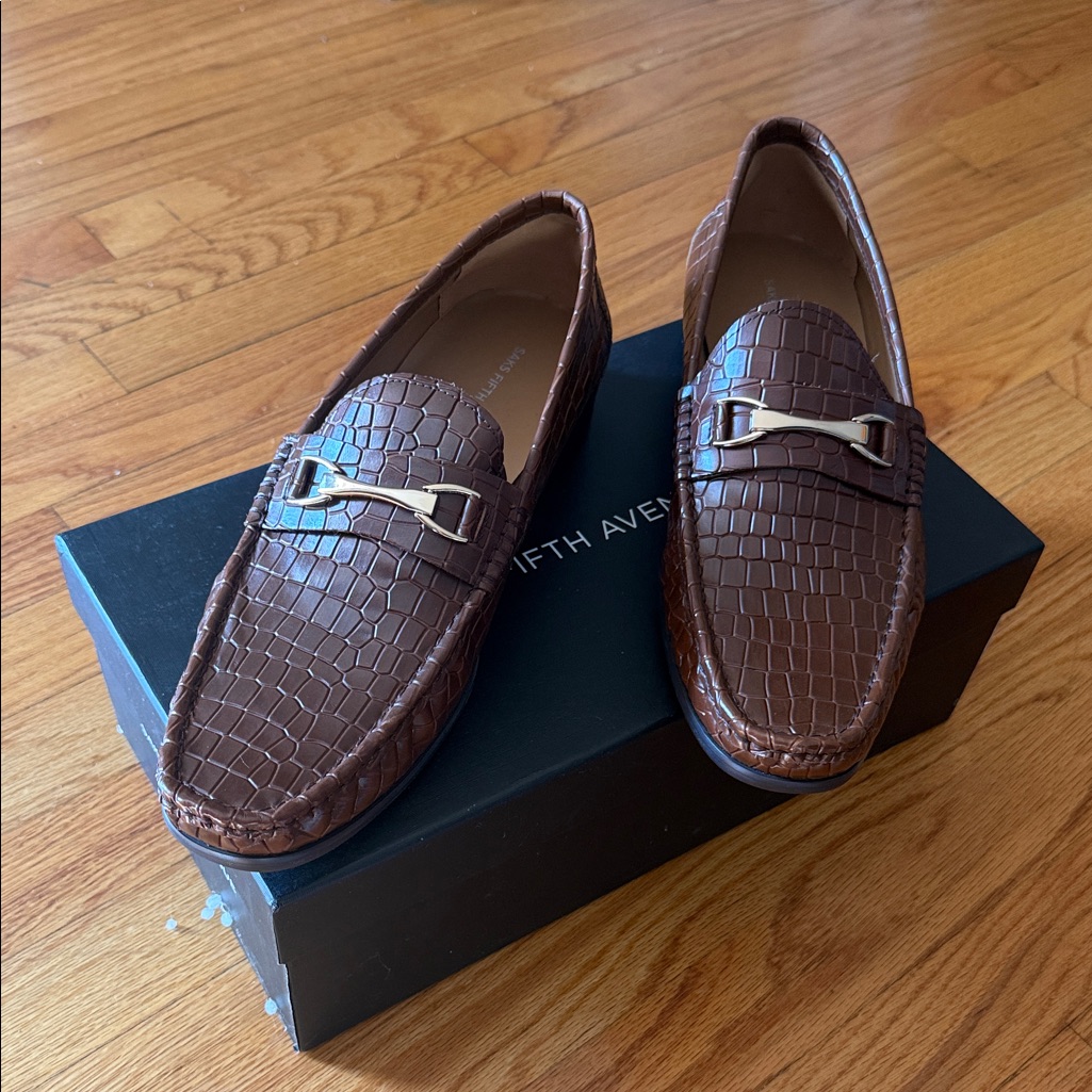 Brown Crocodile Pattern Loafers